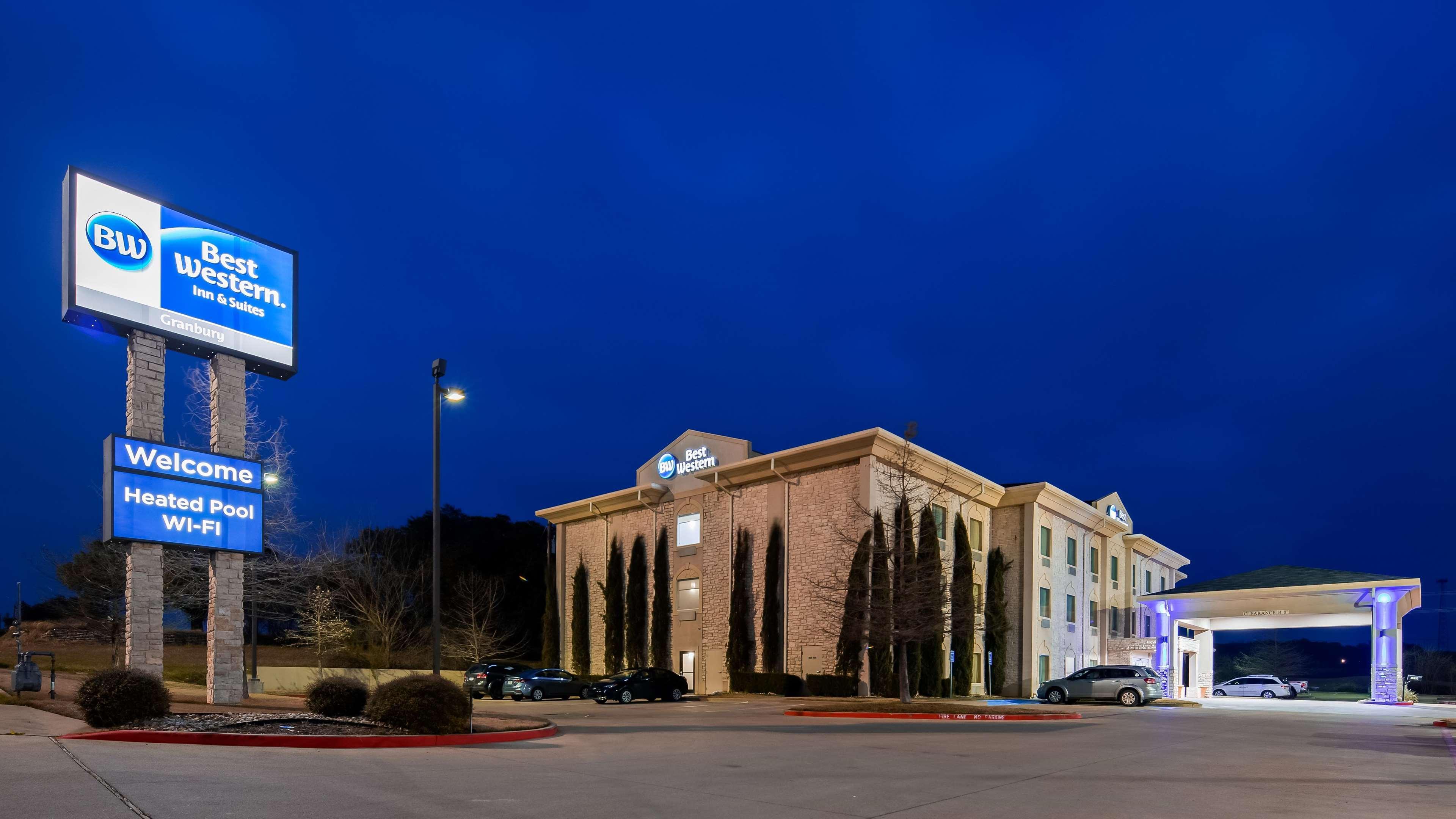 Best Western Granbury Inn And Suites Exterior photo